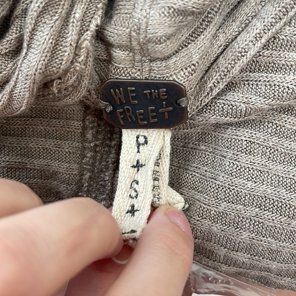 Free People Mock Turtleneck Top - Picture 4 of 6